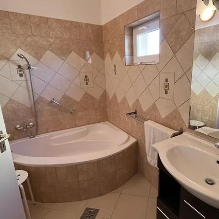 Vilma Balaton Apartmanhaz *