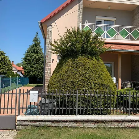 Apartment Vilma Balaton Apartmanhaz Balatonmariafurdo